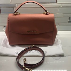 Michael kors handbag